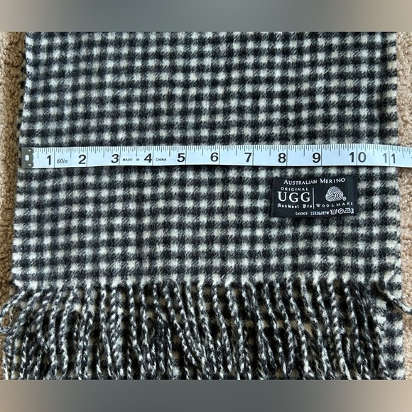 Original UGG Australian merino plaid scarf - Picture 4 of 4